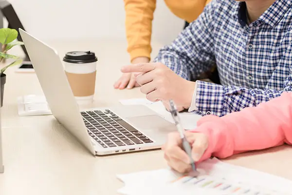 伊拉克那边到瑞士旅游的老外避坑指南