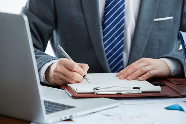 80后小伙成都旅游景点